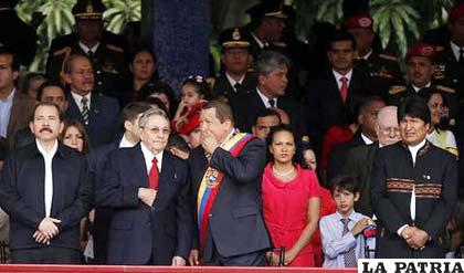 Venezuela recuerda que el 4 de febrero de 1992, un militar de apellido Chávez, llamó a sus compañeros a deponer las armas