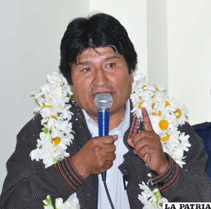 Evo Morales, Presidente del Estado señala que nacionalización de hidrocarburos permitió fortalecer la economía nacional