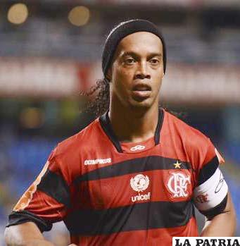 Ronaldinho dejaría Flamengo