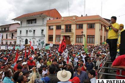 Marcha en defensa del agua realizada en Perú
