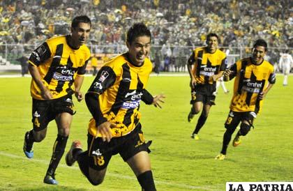 El que más sobre sale para los bolivianos es la victoria de The Strongest sobre Santos: 2-1