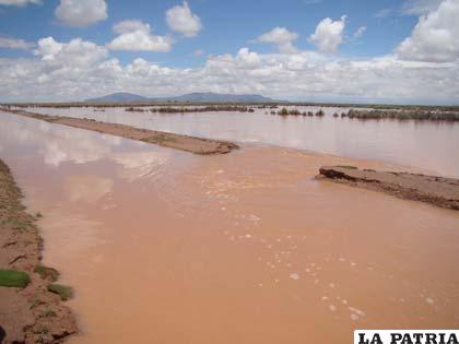 Intensas lluvias continúan ocasionando inundaciones en diferentes municipios