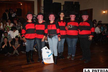“Freddy Crudas” Rut de Mejía y sus amigas de La Paz, cuidaron cada detalle de su disfraz