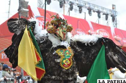 El cóndor, uno de los principales símbolos del Carnaval