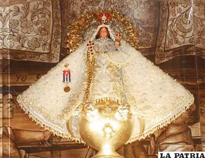 En la imagen, la Virgen de la Caridad del Cobre, Patrona de Cuba