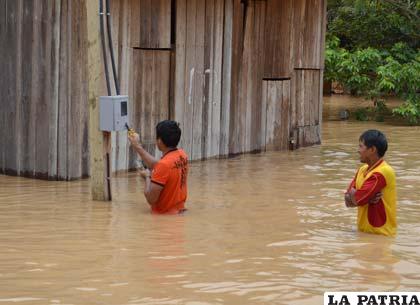 El aumento en los niveles del río Acre inundó varias regiones del departamento de Pando