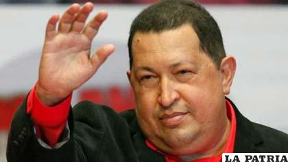 Chávez se despidió por cadena nacional antes de viajar a Cuba para operarse