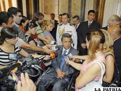 Lenín Moreno, vicepresidente de Ecuador critica agresión contra discapacitados en Bolivia