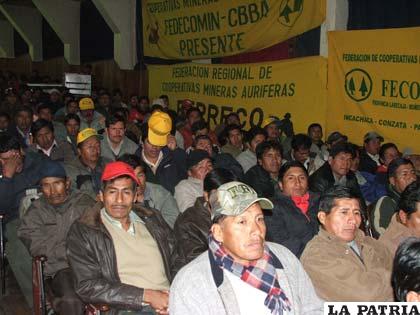 Según viceministro, cooperativistas mejoraron su situación en la gestión de Evo Morales 