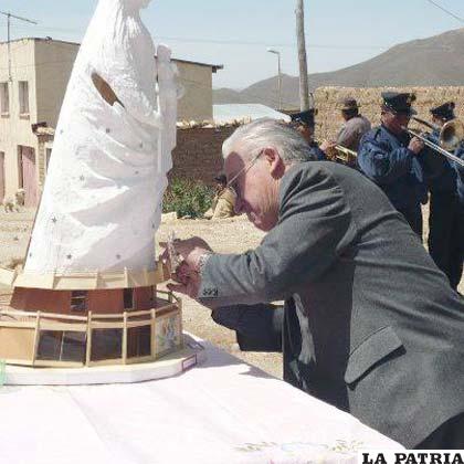 Jorge Azeñas y  su maqueta