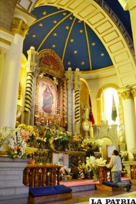 La devoción a la Virgen del Socavón es eterna