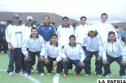 Integrantes del equipo de Nivel 380