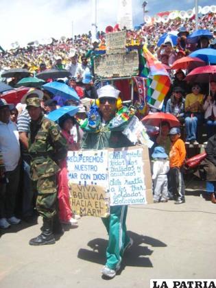 Un ciudadano protestó contra Chile y pidió mar para los bolivianos