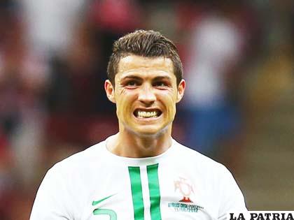 Ronaldo, molesto porque hasta en Portugal le gritan Messi