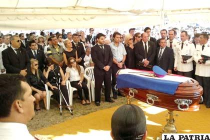 El excandidato Lino Oviedo fue enterrado con honores
