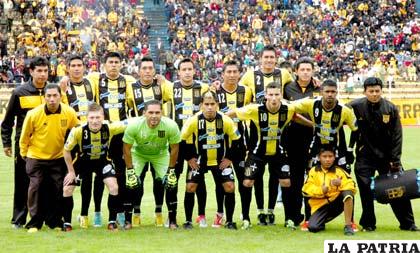 El equipo de The Strongest se alista para jugar contra Arsenal