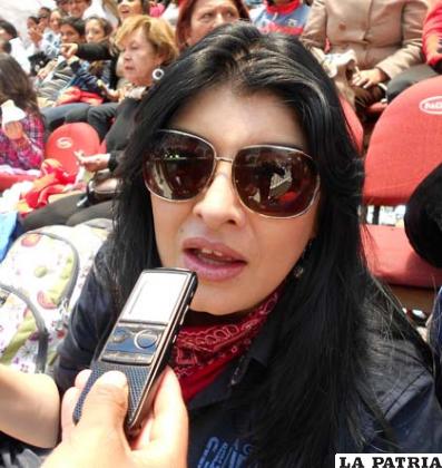KARIN POZO (La Paz)