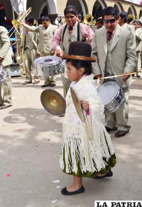 Presencia de niñas en las bandas del Carnaval 2013