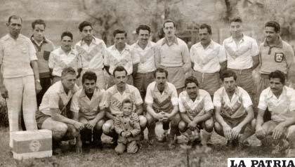 El equipo de los “Húngaros” del 55, equipo que logró el primer título nacional