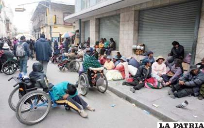 Discapacitados en protesta en La Paz