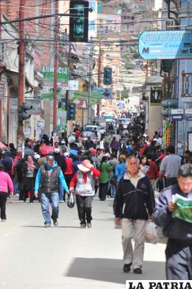 La calle Cochabamba fue bastante transitada por peatones