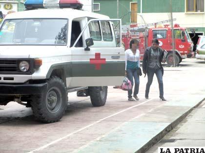 Una de las víctimas de presunta trata llega el día de denunciado el hecho
