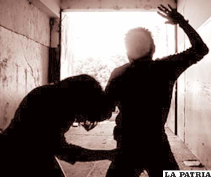 Algunos maridos son violentos cuando beben alcohol