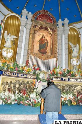 Así lucía la imagen de la Virgen de la Candelaria en vísperas a su festividad