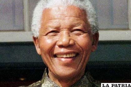 Dieron a conocer testamento de Nelson Mandela