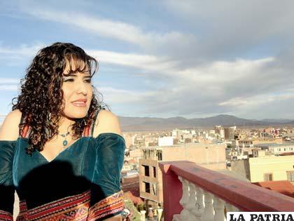 Tania Peredo presentará el video clip “El Minero Boliviano”