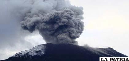 Continúa erupciones del volcán Tungurahua