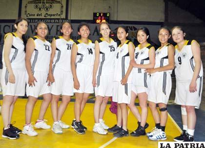 Integrantes del equipo de Alemán