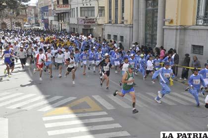 Se estima que más de 8 mil deportistas participarán en la prueba