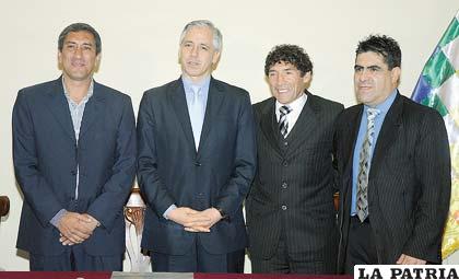 Durante la posesión de los viceministros de deporte