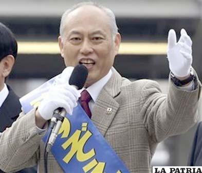 El ex ministro de Salud, Yoichi Masuzoe, pronuncia un discurso en un acto de campaña en Tokio