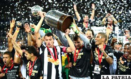 Atlético Mineiro comienza la defensa de su título ante Zamora