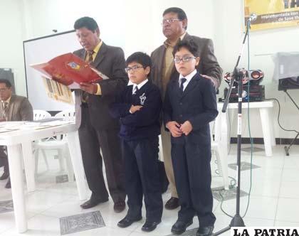 Estudiantes del Colegio Magdalena Postel en la entrega de premios