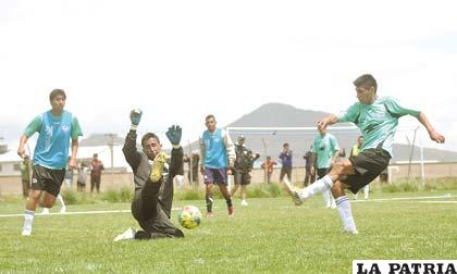 Los “santos” no descuidan sus entrenamientos