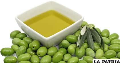 El aceite de oliva también es bueno para eliminar el exceso de cera en los oídos