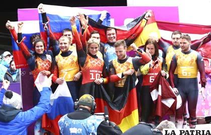 El equipo Alemán de luge que logró oro en relevos