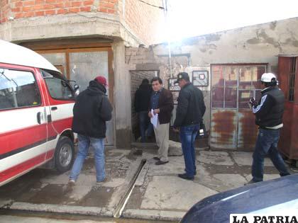 El allanamiento de las autoridades al domicilio donde se encontraron autopartes