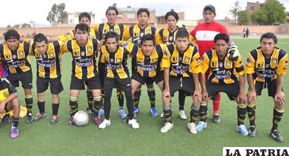 El equipo de Strongest de Ullami ascendió a la división privilegiada del fútbol orureño