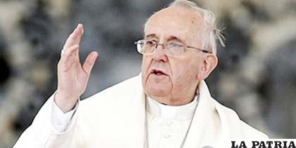 Papa Francisco asegura que no se debe excluir a personas enfermas