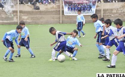 La emoción del fútbol infantil comenzará a fines de marzo