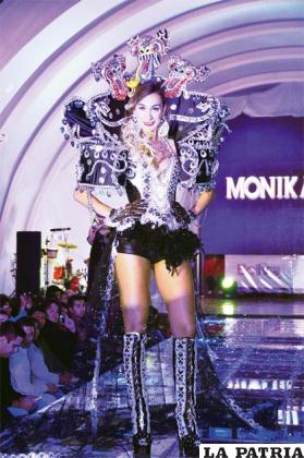 Representación del traje de moreno