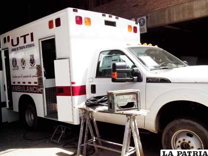 Una de las ambulancias adquiridas por el Sedes, será utilizada durante la emergencia sanitaria