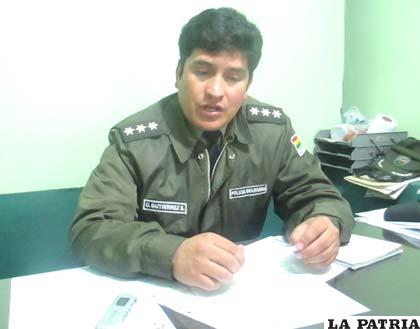 El jefe de la División Accidentes, capitán Omar Gutiérrez