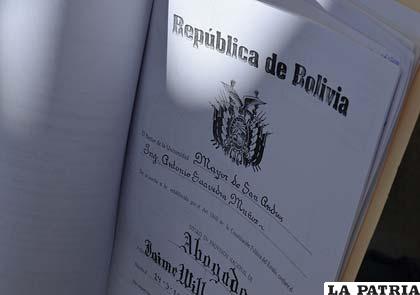 El título que fraguó el sujeto