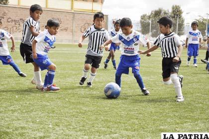 Del partido que jugaron San José y Oruro Royal