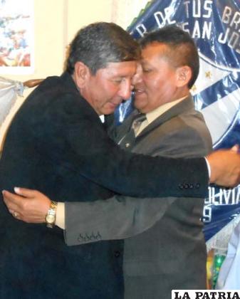 Fernández agradece el apoyo a Edgar Aquino